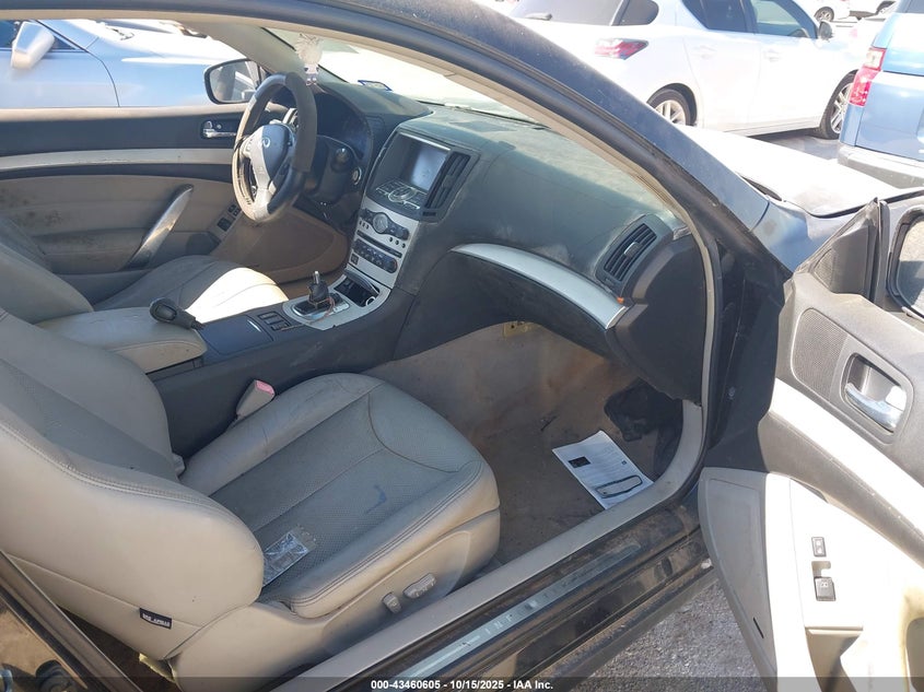 JNKCV64E18M112915 2008 INFINITI G photo no. 5
