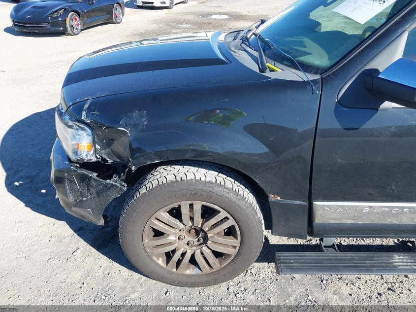 2008 Lincoln Navigator VIN: 5LMFU28578LJ15823 Lot: 43460695