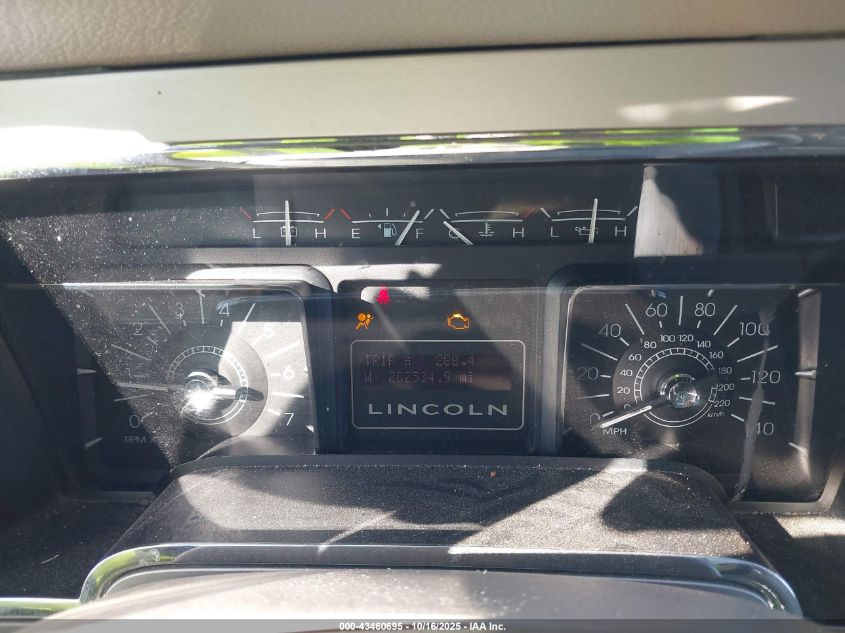 2008 Lincoln Navigator VIN: 5LMFU28578LJ15823 Lot: 43460695