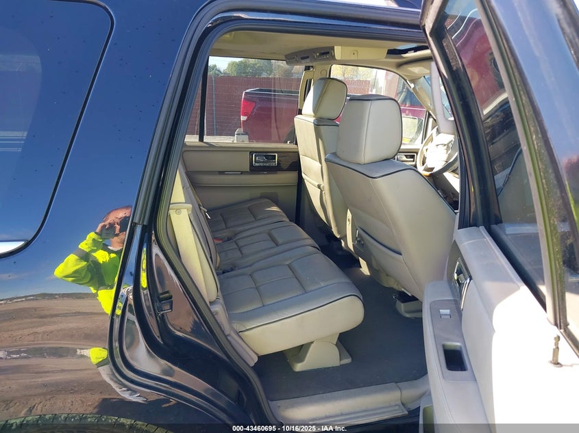 2008 Lincoln Navigator VIN: 5LMFU28578LJ15823 Lot: 43460695