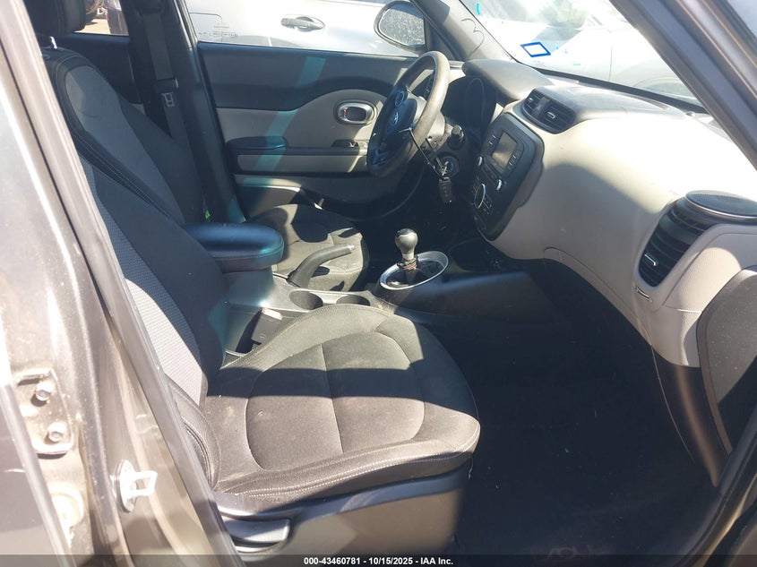 2017 KIA SOUL + KNDJP3A56H7501134