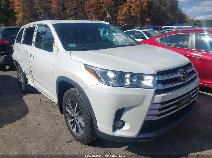 TOYOTA HIGHLANDER XLE