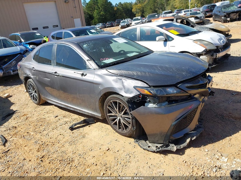 2022 TOYOTA CAMRY SE - 4T1G11AK4NU672060