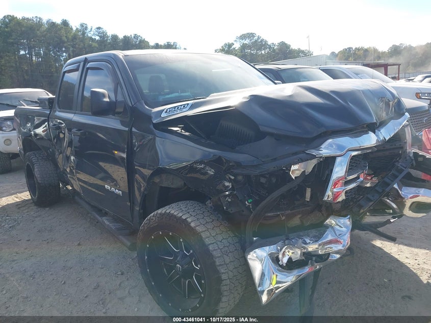 RAM 1500 TRADESMAN 4X4 6 4 BOX