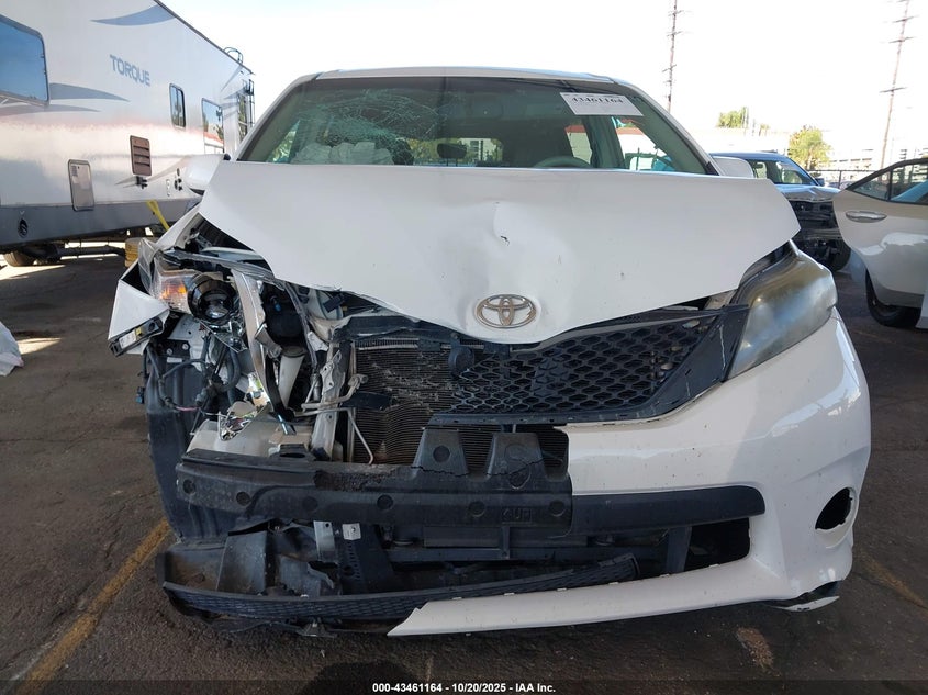 5TDXK3DC5DS388988 2013 TOYOTA SIENNA photo no. 12