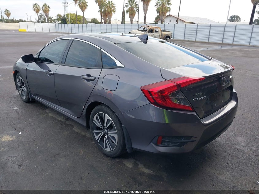 2018 HONDA CIVIC EX-T 19XFC1F32JE002088