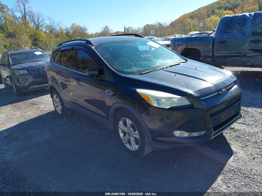FORD ESCAPE SE