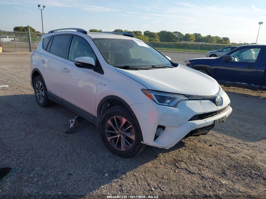 2018 TOYOTA RAV4 HYBRID XLE - JTMRJREV9JD185043