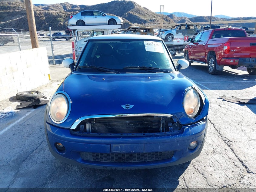 2008 Mini Cooper VIN: WMWMF33528TT59625 Lot: 43461257