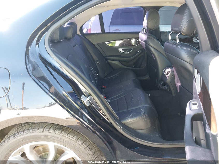 2015 MERCEDES-BENZ C 300 55SWF4JBXFU056603