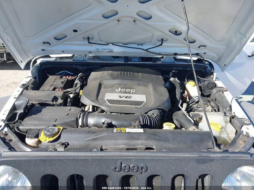 2016 JEEP WRANGLER UNLIMITED SPORT 1C4BJWDG6GL127649