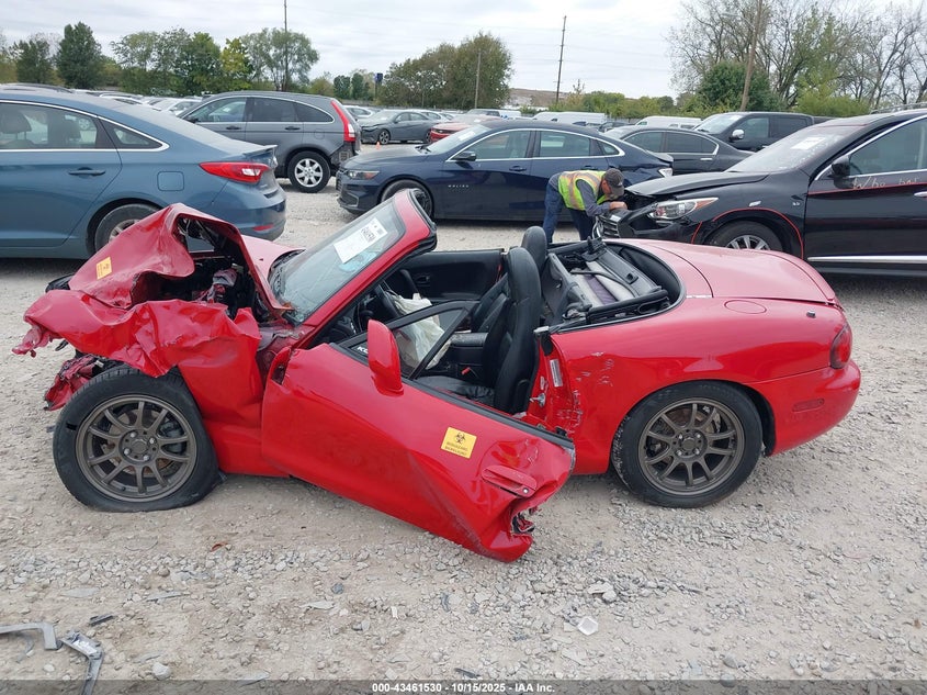 1999 Mazda Mx-5 Miata Leather Pkg/Popular Equipment Pkg/Sports Pkg/Touring Pkg VIN: JM1NB3532X0111342 Lot: 43461530