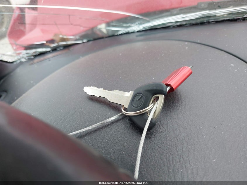 1999 Mazda Mx-5 Miata Leather Pkg/Popular Equipment Pkg/Sports Pkg/Touring Pkg VIN: JM1NB3532X0111342 Lot: 43461530