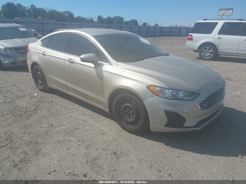 FORD FUSION S
