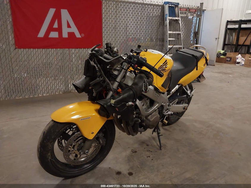JH2PC35086M702057 2006 HONDA CBR photo no. 2