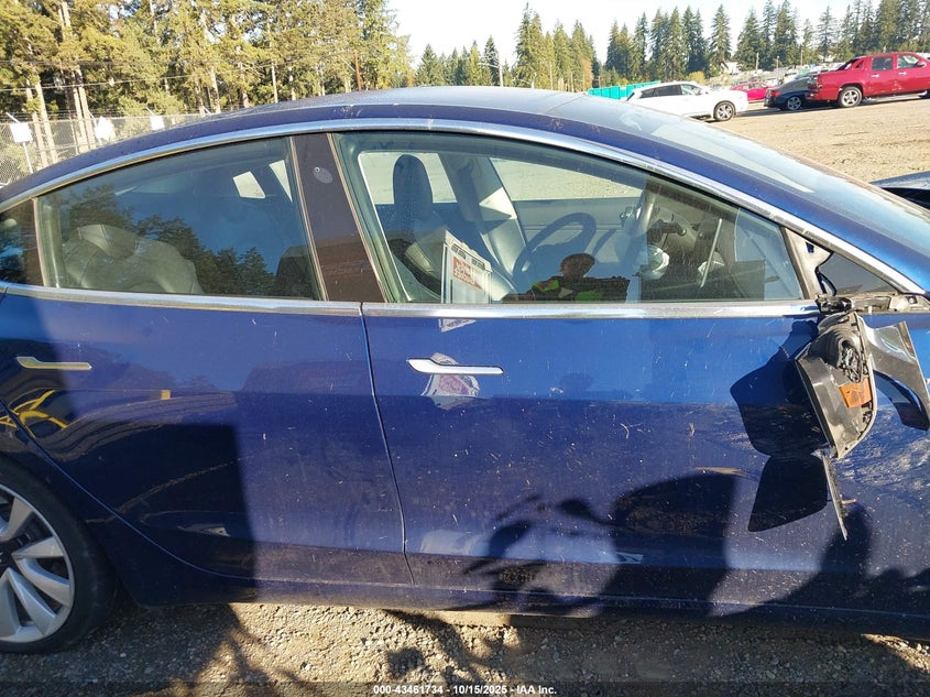 2018 Tesla Model 3 Long Range/Performance VIN: 5YJ3E1EB9JF090153 Lot: 43461734