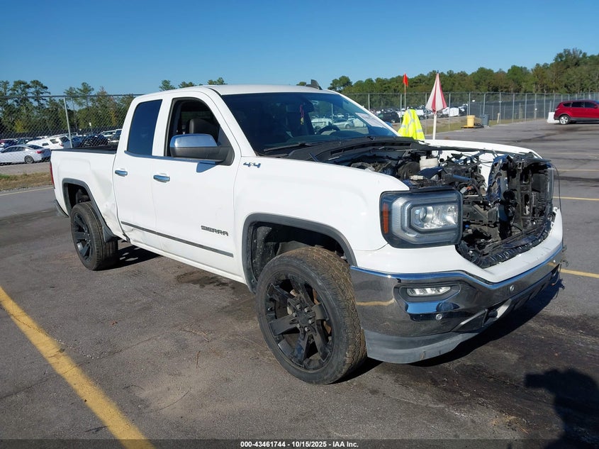 GMC SIERRA 1500 SLT