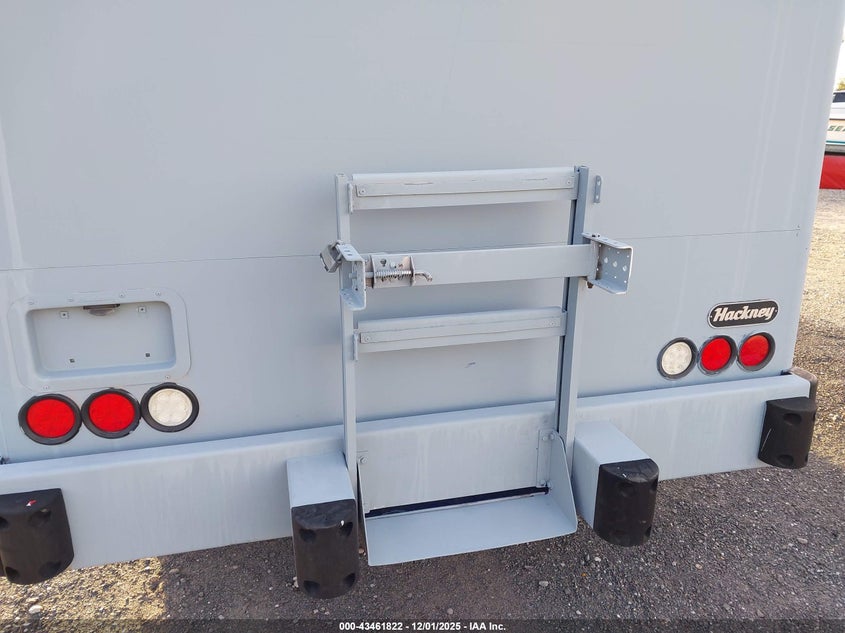 2018 Isuzu Nrr VIN: JALE5W166J7303420 Lot: 43461822