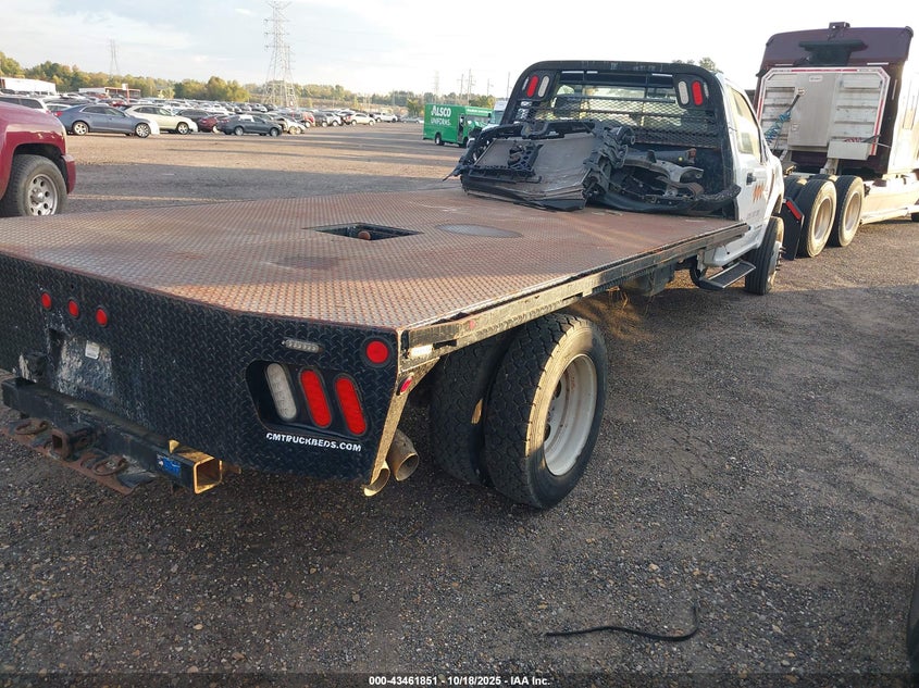 1FDUF5HT7HEB98128 2017 FORD F550 photo no. 4