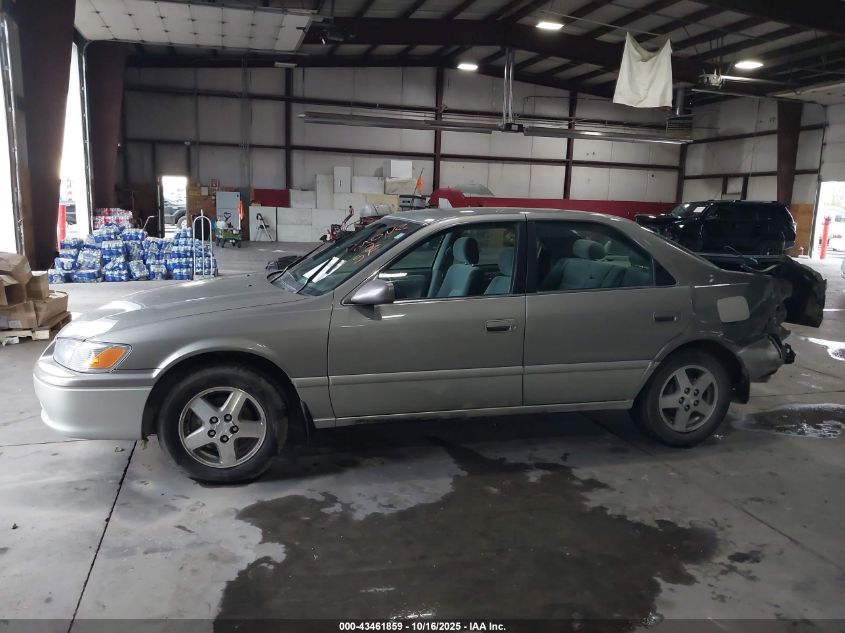 2001 Toyota Camry Le VIN: JT2BG22K110594901 Lot: 43461859