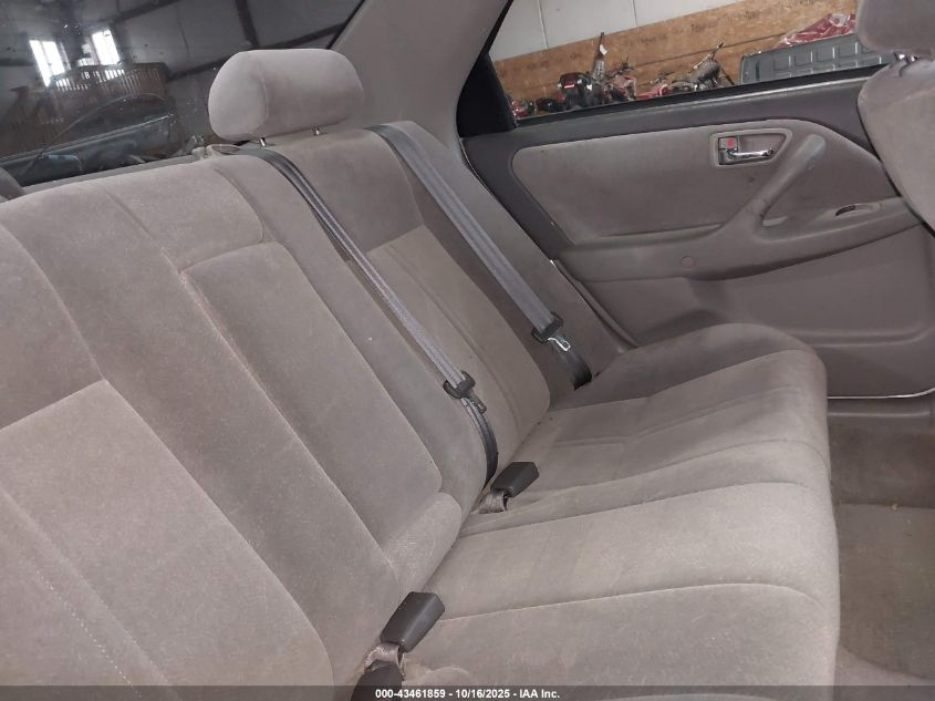 2001 Toyota Camry Le VIN: JT2BG22K110594901 Lot: 43461859