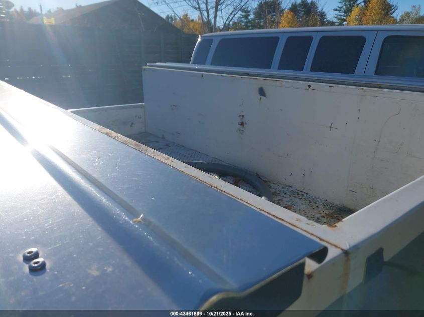 2017 Ford F-350 Chassis Xl VIN: 1FDRF3F66HEC04296 Lot: 43461889