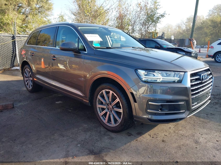 AUDI Q7 2.0T PREMIUM
