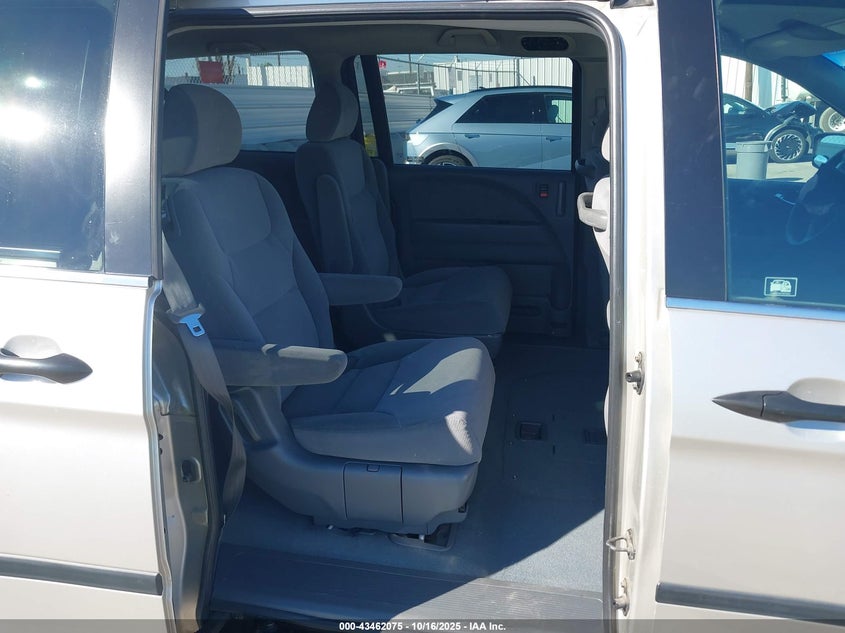 2006 Honda Odyssey Lx VIN: 5FNRL38256B094649 Lot: 43462075