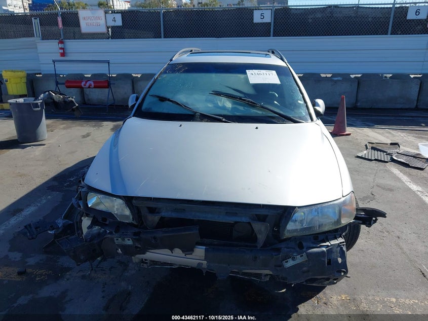 2002 Volvo V70 2.4T VIN: YV1SW58DX22236278 Lot: 43462117