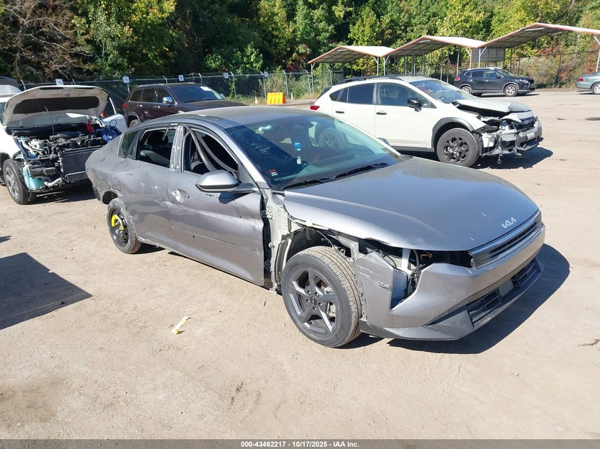 2025 KIA K4 LXS - 3KPFT4DEXSE028882