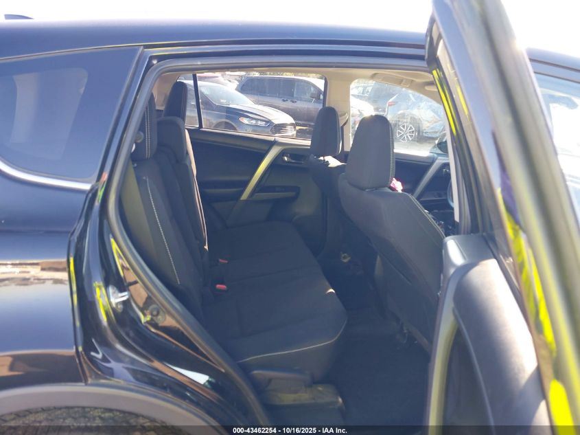 2018 Toyota Rav4 Xle VIN: 2T3RFREV6JW816979 Lot: 43462254