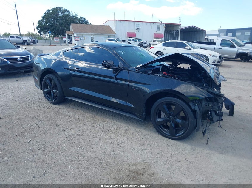 FORD MUSTANG GT FASTBACK