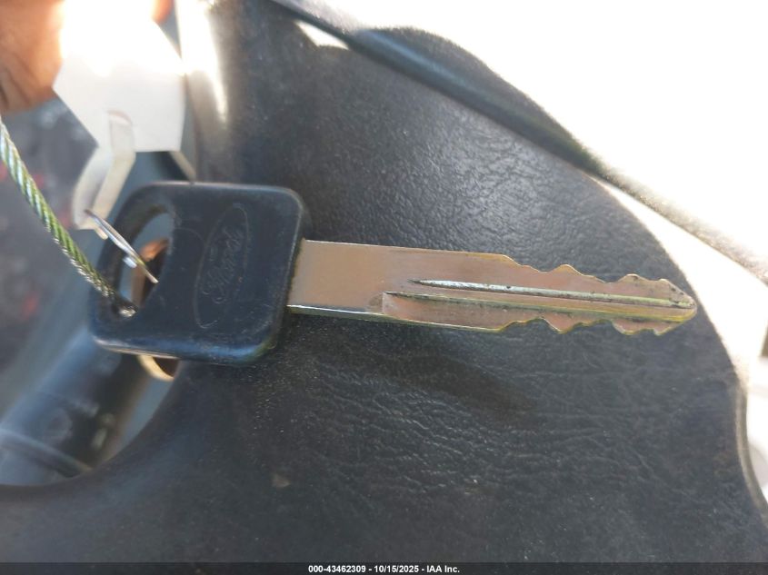 1999 Ford F-350 Lariat/Xl/Xlt VIN: 1FDWF37S9XEC28752 Lot: 43462309