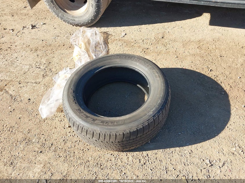 1999 Ford F-350 Lariat/Xl/Xlt VIN: 1FDWF37S9XEC28752 Lot: 43462309