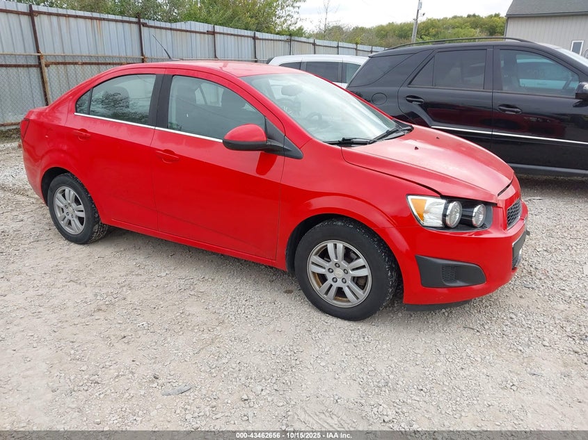 CHEVROLET SONIC LT AUTO