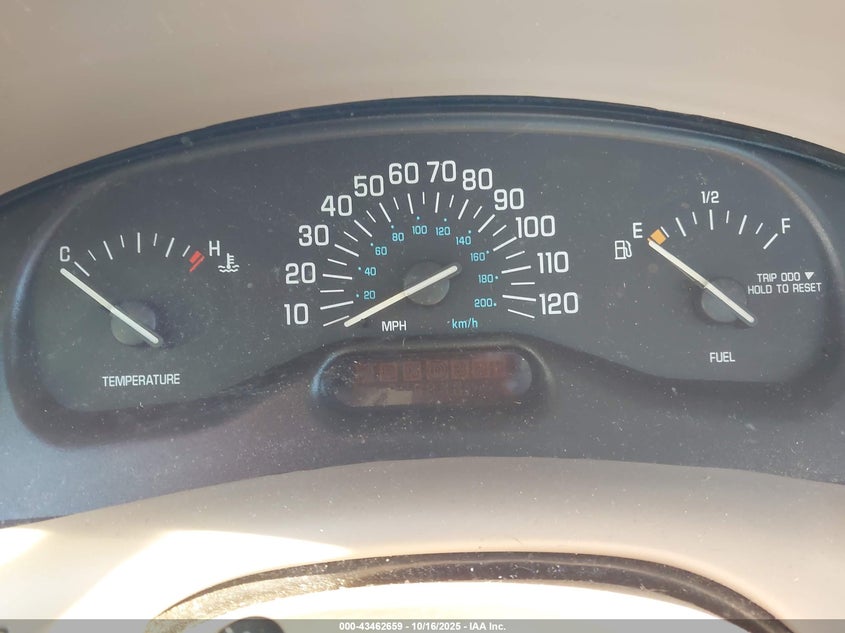 2G4WS52JX11223056 2001 BUICK CENTURY photo no. 7
