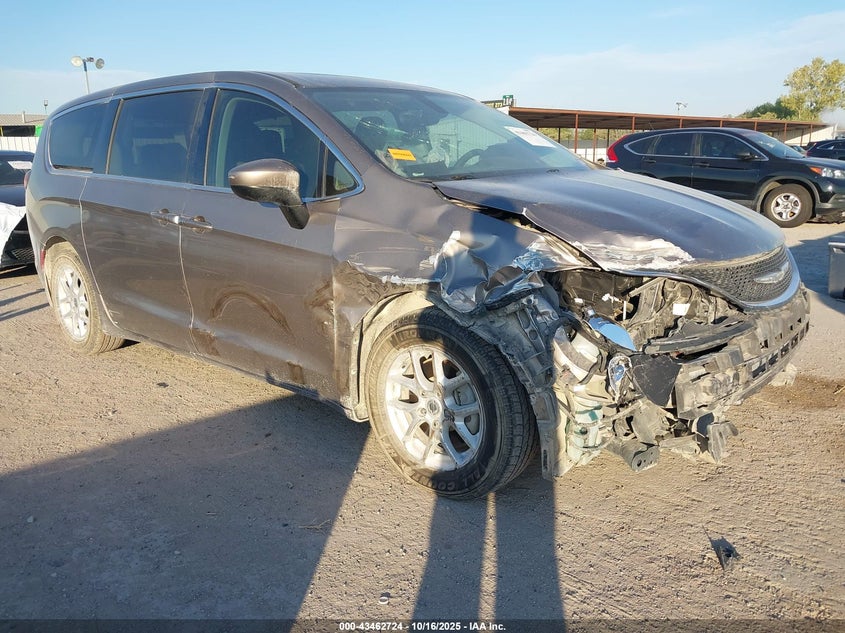 2C4RC1DG6HR570632 2017 Chrysler Pacifica Touring auction photo 1