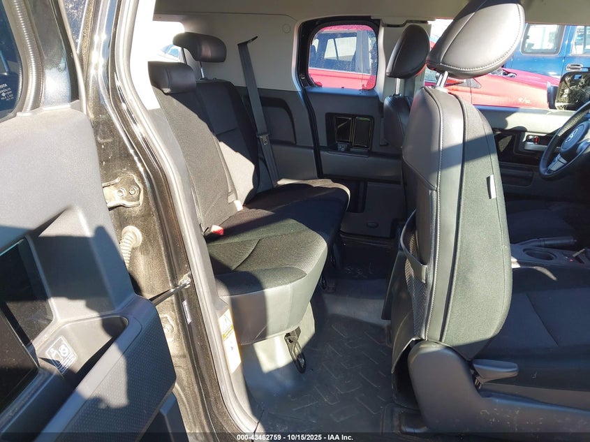 2007 Toyota Fj Cruiser VIN: JTEBU11FX70034670 Lot: 43462759
