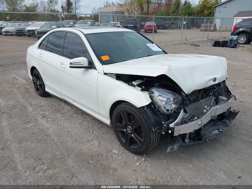 MERCEDES-BENZ C-CLASS LUXURY 4MATIC/SPORT 4MATIC