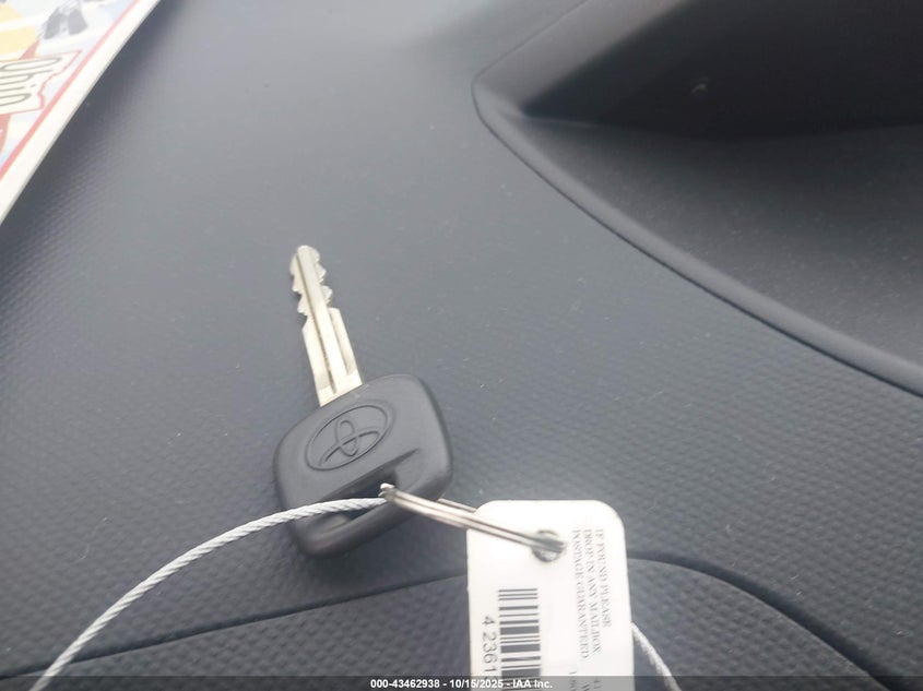 JTDJT923485154085 2008 TOYOTA YARIS photo no. 11
