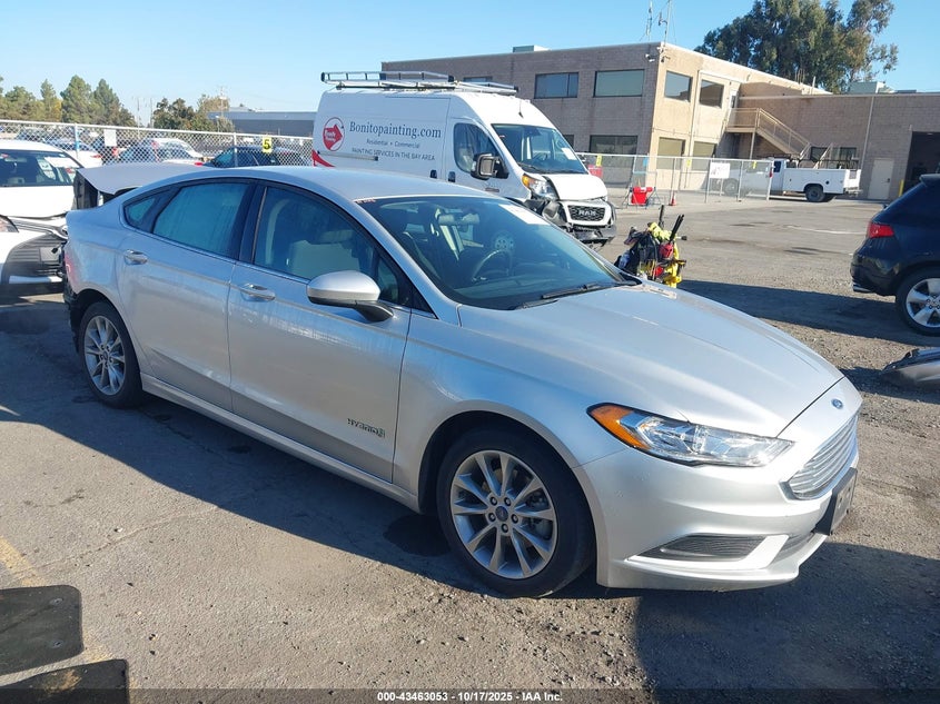 FORD FUSION HYBRID SE