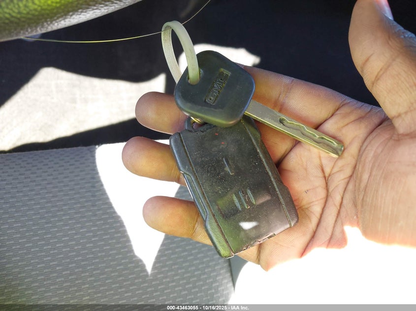 2016 GMC SIERRA 1500 - 1GTR1LEC5GZ325709