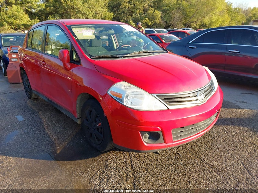 NISSAN VERSA 1.8 S