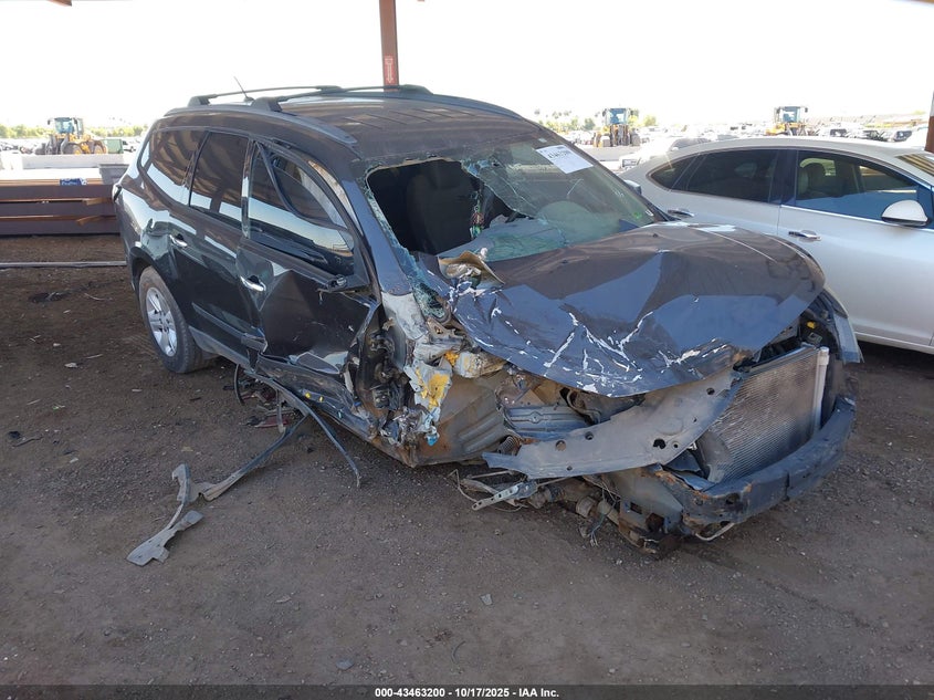 CHEVROLET TRAVERSE LS