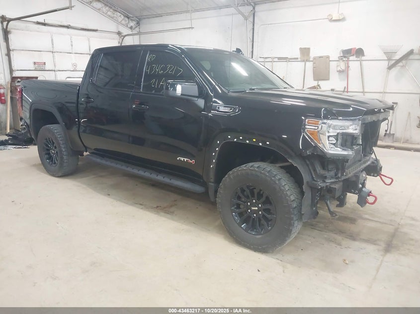 GMC SIERRA 1500 4WD SHORT BOX AT4