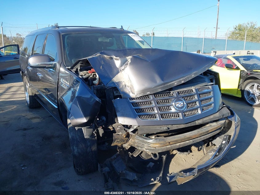 CADILLAC ESCALADE PREMIUM