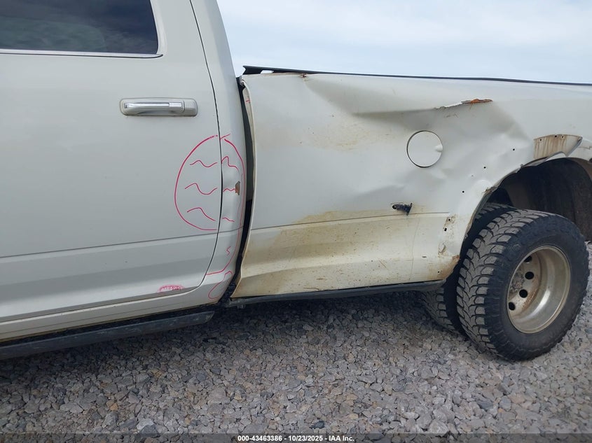 2019 Ram 3500 Longhorn 4X4 8' Box VIN: 3C63RRKL9KG542928 Lot: 43463386