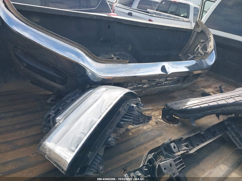 2019 Ram 3500 Longhorn 4X4 8' Box VIN: 3C63RRKL9KG542928 Lot: 43463386