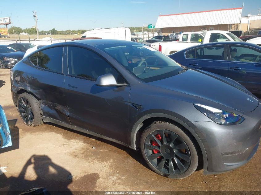 2024 Tesla Model Y Long Range Dual Motor All-Wheel Drive VIN: 7SAYGDEE0RA215113 Lot: 43463449