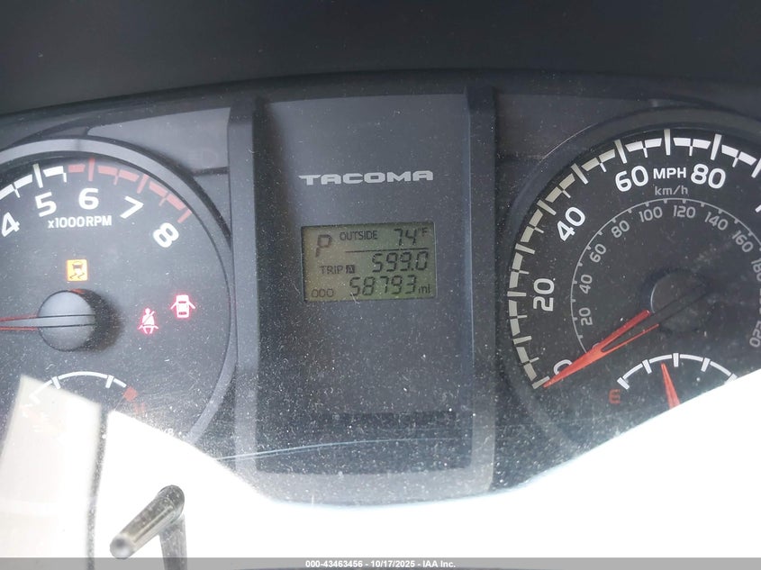 2016 TOYOTA TACOMA SR 5TFRX5GN2GX052913